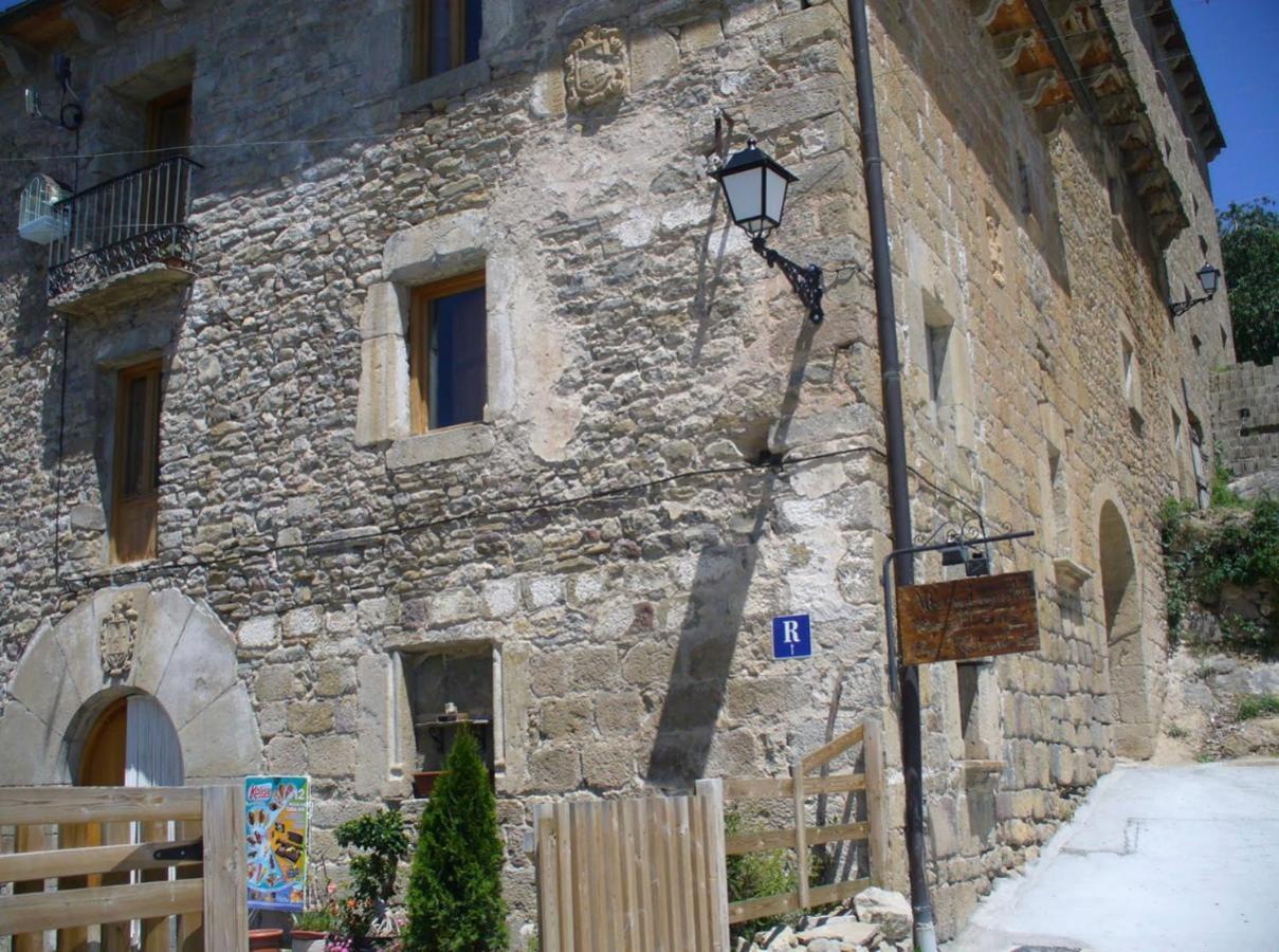 Casa Rural Laguarta - Restaurante Exterior photo