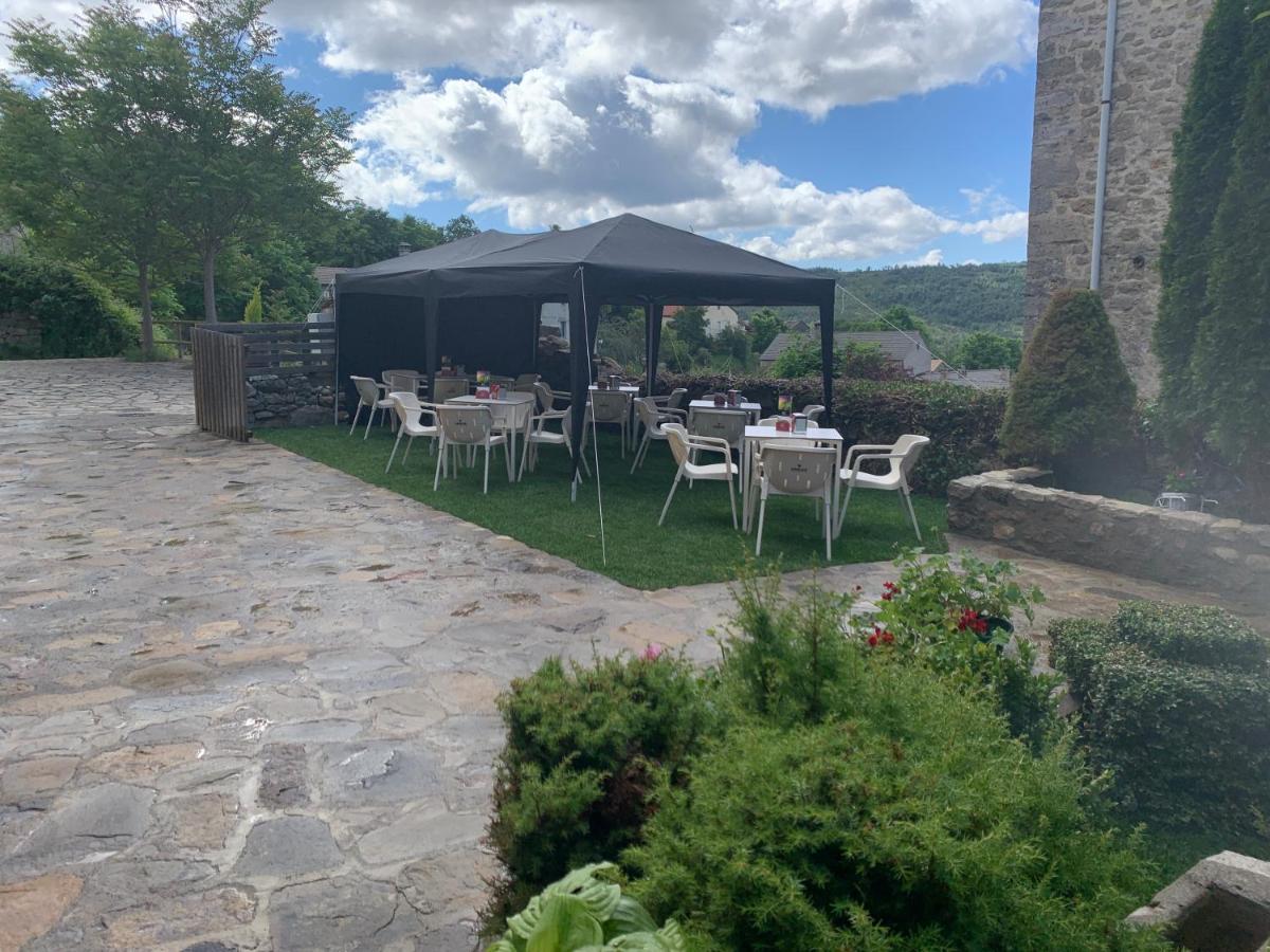 Casa Rural Laguarta - Restaurante Exterior photo